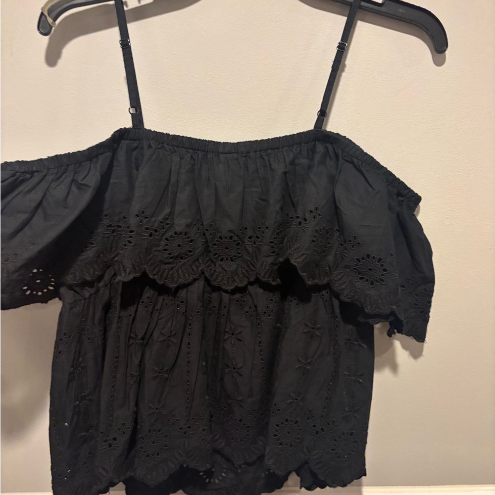 Women's Black Eyelet Off-Shoulder Top - Old Navy Size Medium